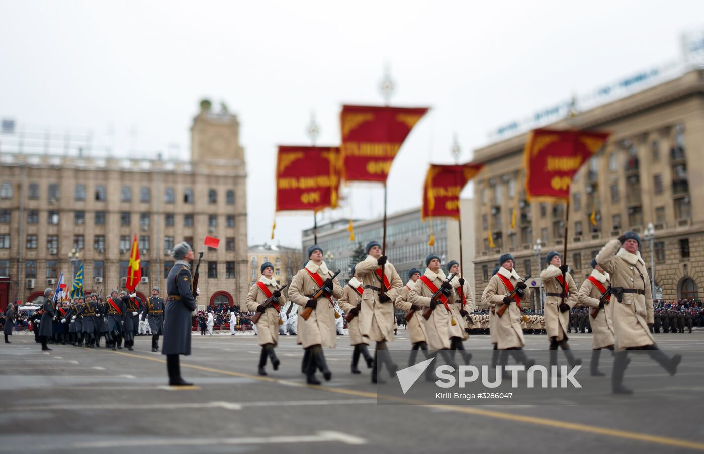 Parade marks 75th anniversary of Stalingrad Victory