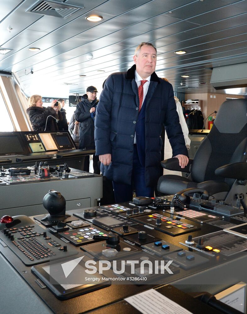 Naming ceremony for Yevgeny Primakov vessel in St. Petersburg