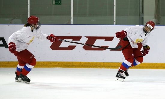 Russian women's ice hockey team prepares for 2018 Olympics