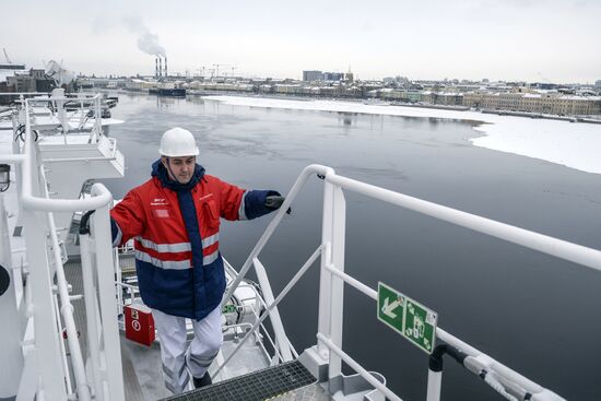 Naming ceremony for Yevgeny Primakov vessel in St. Petersburg