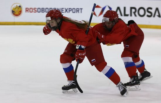 Russian women's ice hockey team prepares for 2018 Olympics