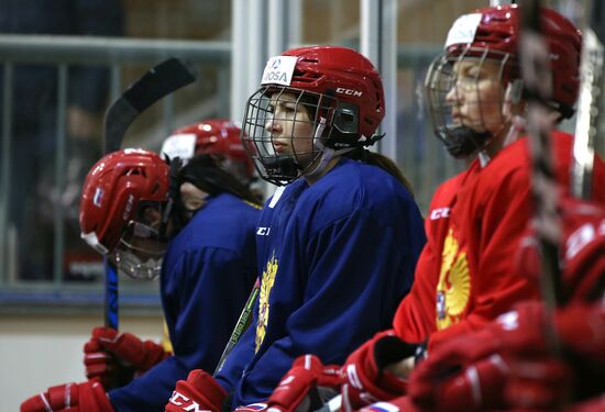 Russian women's ice hockey team prepares for 2018 Olympics