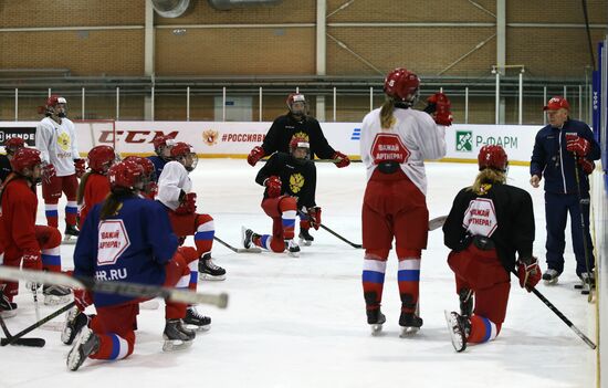 Russian women's ice hockey team prepares for 2018 Olympics