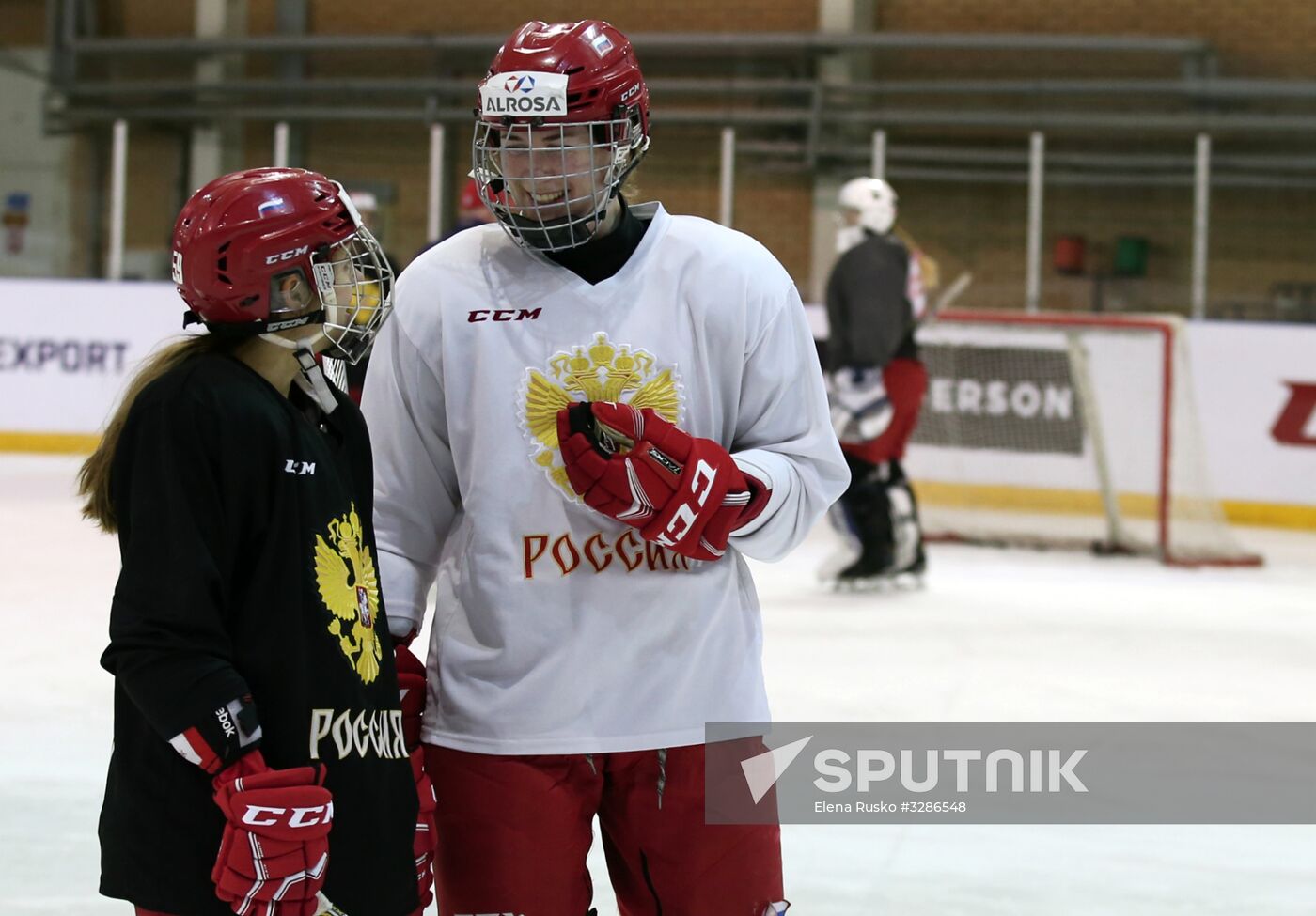 Russian women's ice hockey team prepares for 2018 Olympics