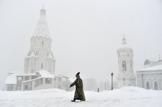 Snowfall in Moscow