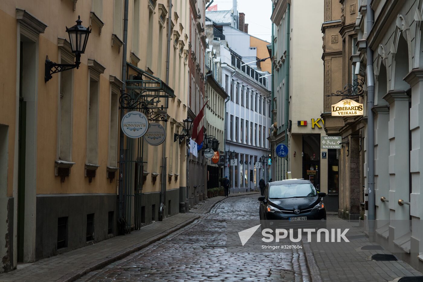 Cities of the world. Riga