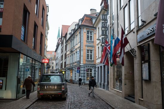 Cities of the world. Riga