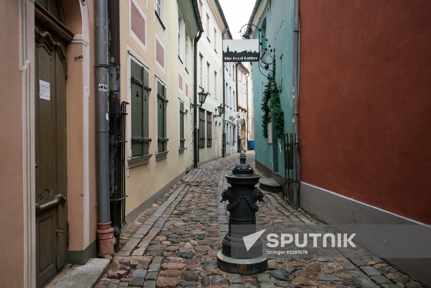 Cities of the world. Riga