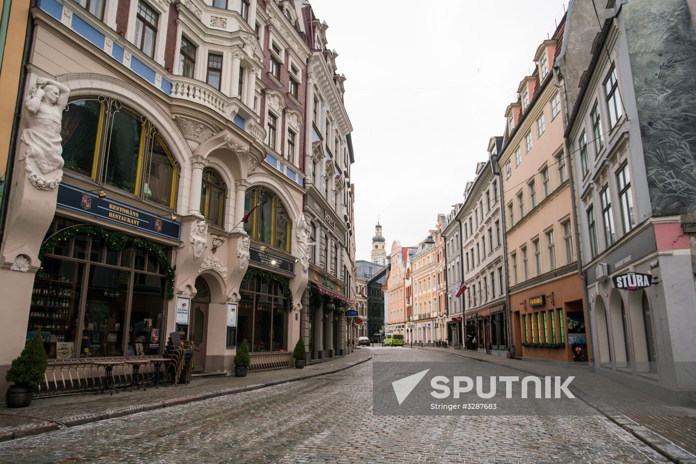 Cities of the world. Riga