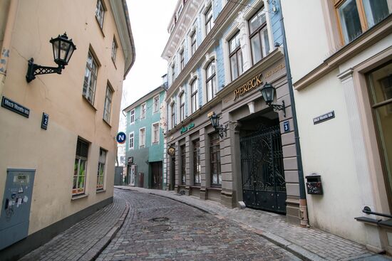 Cities of the world. Riga