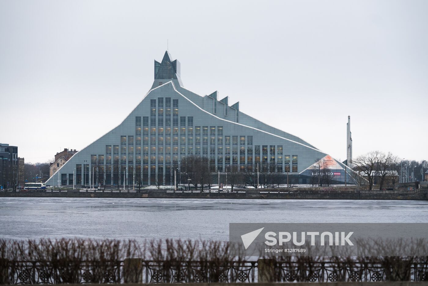 Cities of the world. Riga