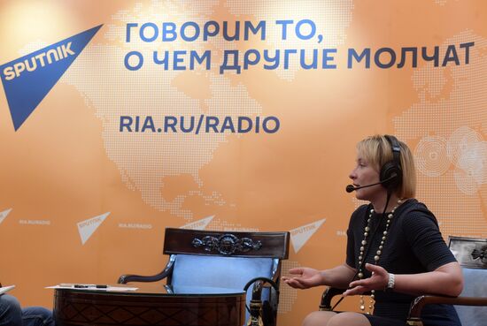 Russian Business Week. Day One