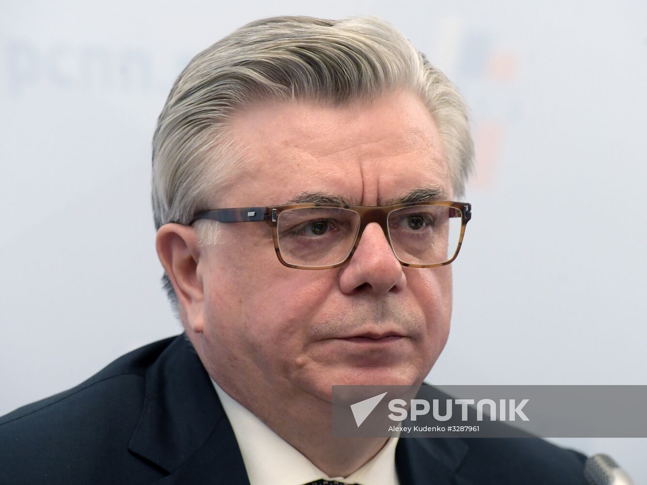 Russian Business Week. Day One
