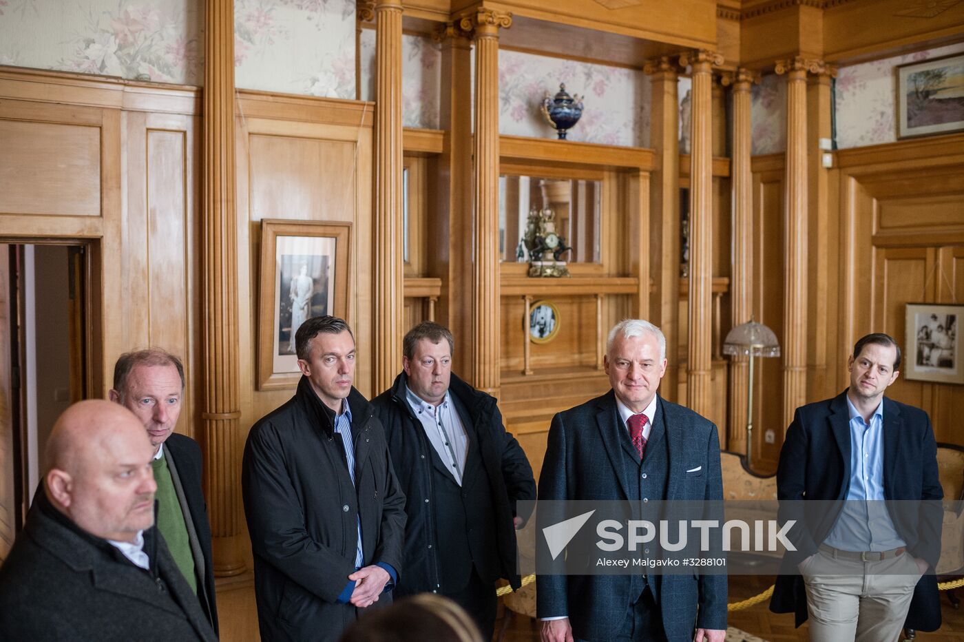 German delegation visits Crimea