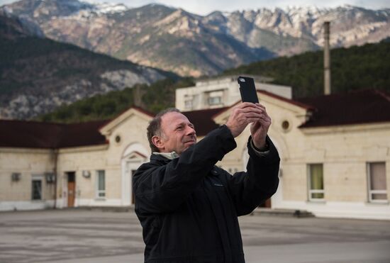 German delegation visits Crimea