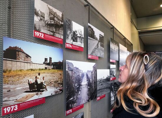Berlin hosts 28 Years With and Without Berlin Wall exhibition