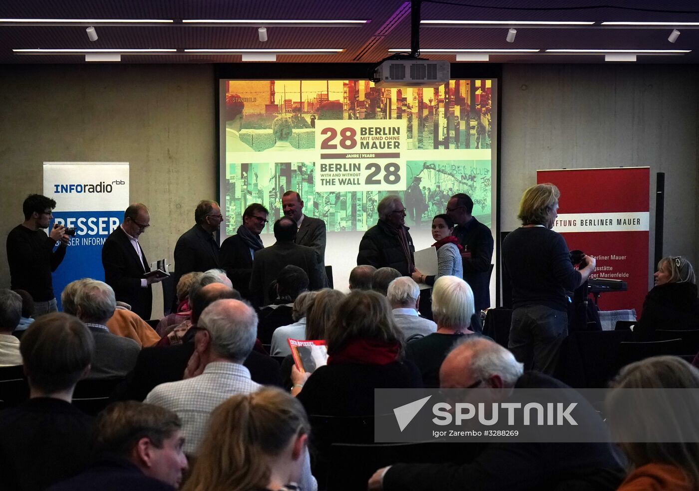 Berlin hosts 28 Years With and Without Berlin Wall exhibition