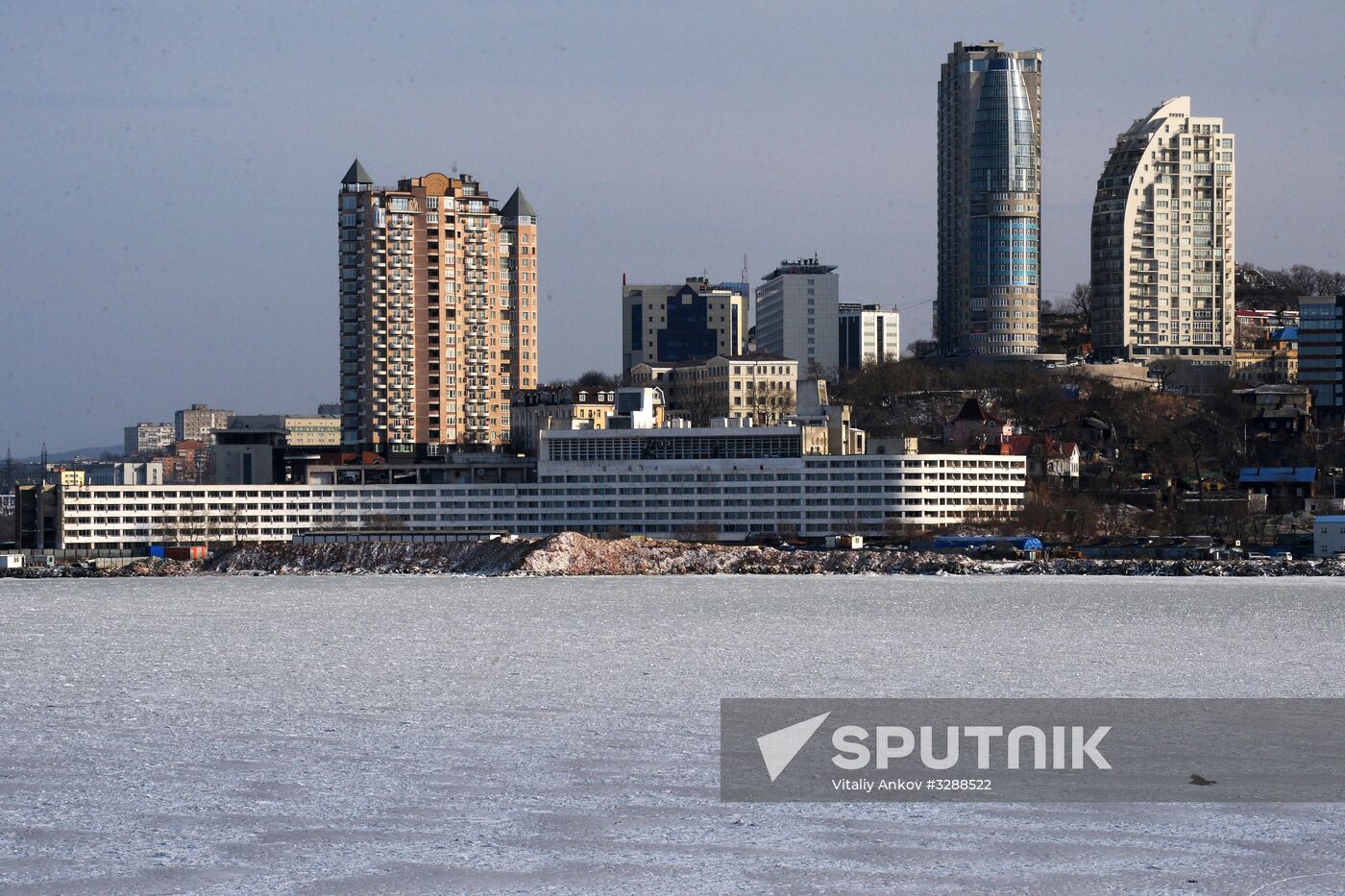 Ice conditions in Vladivostok waters