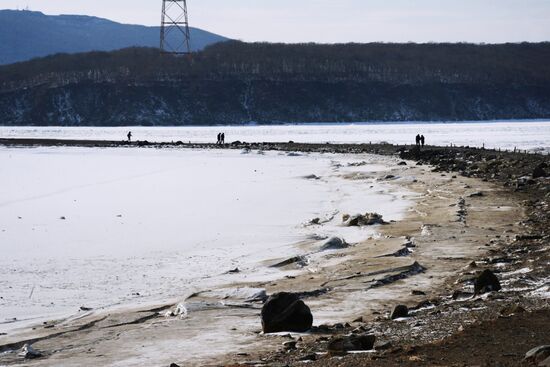 Ice conditions in Vladivostok waters