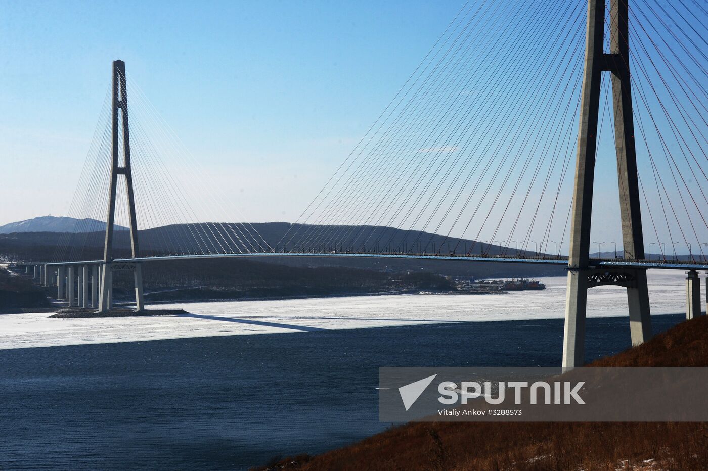 Ice conditions in Vladivostok waters