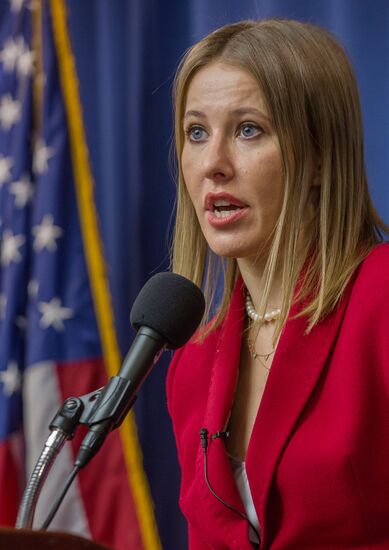 Presidential candidate Ksenia Sobchak makes statement in Washington