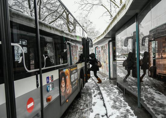 Snowfall in Paris