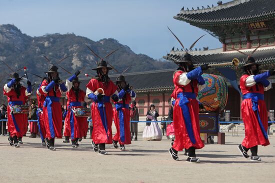 Cities of the world. Seoul