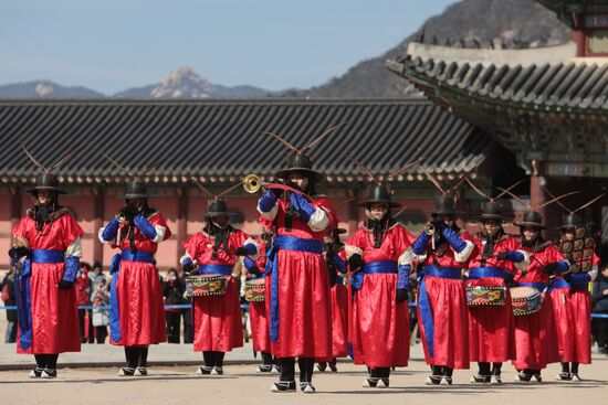 Cities of the world. Seoul