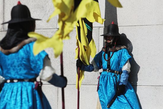 Cities of the world. Seoul