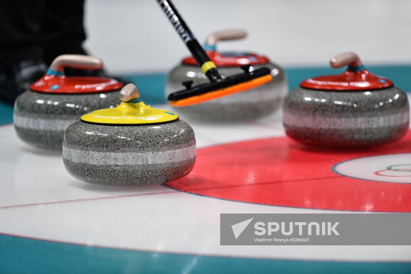 2018 Winter Olympics. Curling. Mixed doubles. US vs. Russia