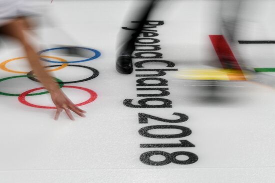 2018 Winter Olympics. Curling. Mixed doubles. US vs. Russia
