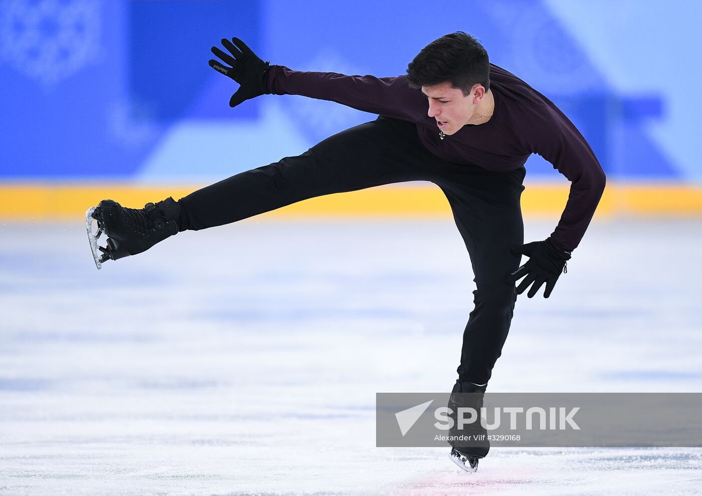2018 Winter Olympics. Figure skating. Men. Training sessions