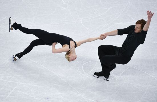 2018 Winter Olympics. Figure skating. Pairs. Training sessions