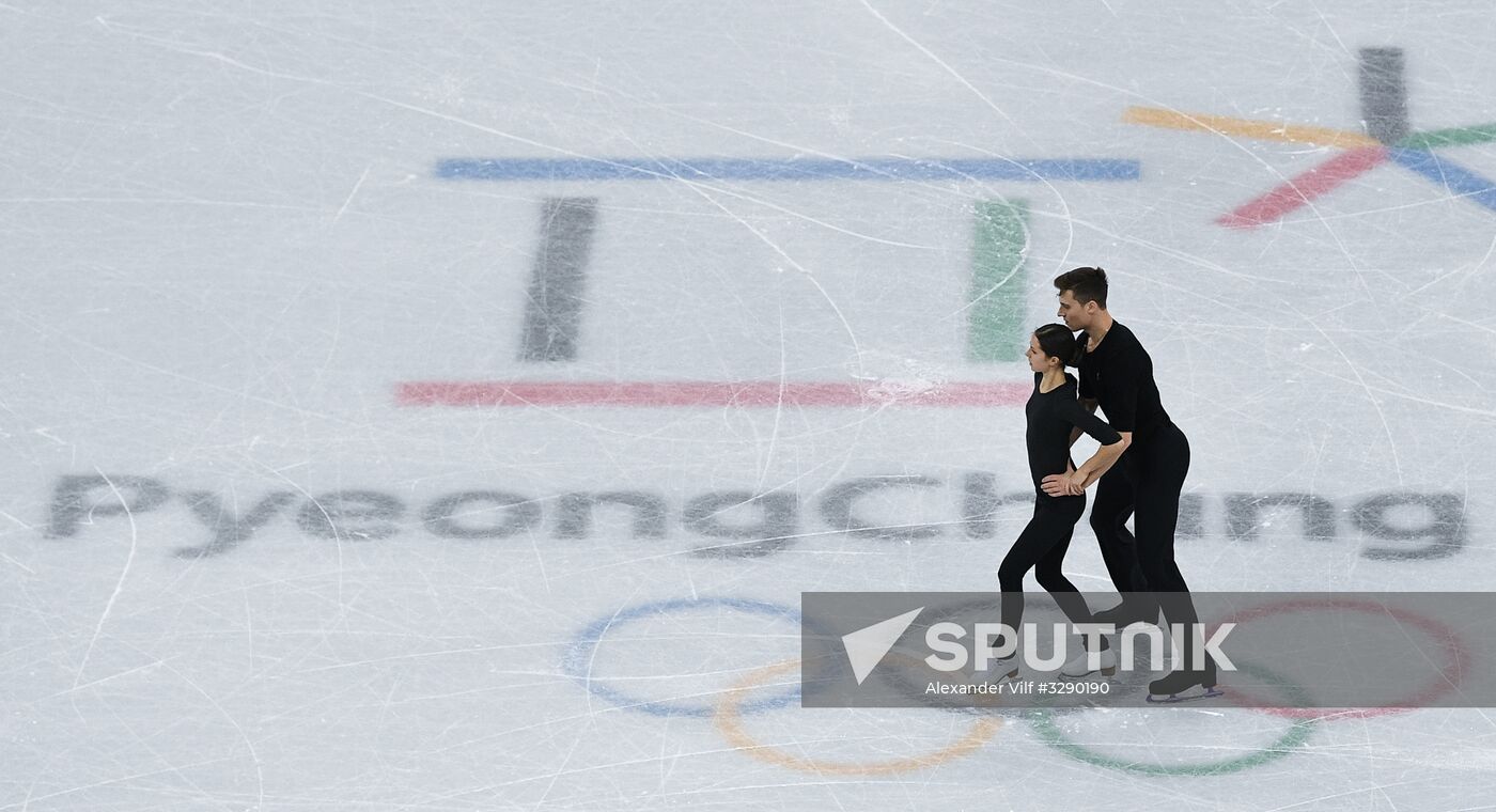 2018 Winter Olympics. Figure skating. Pairs. Training sessions