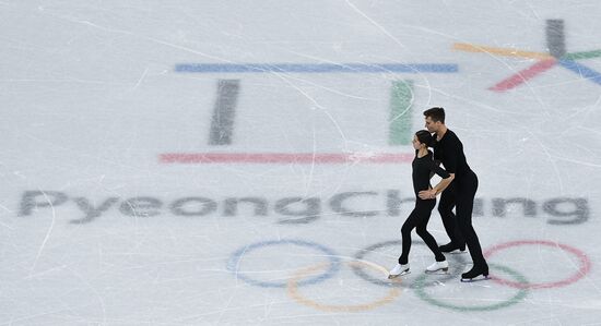 2018 Winter Olympics. Figure skating. Pairs. Training sessions