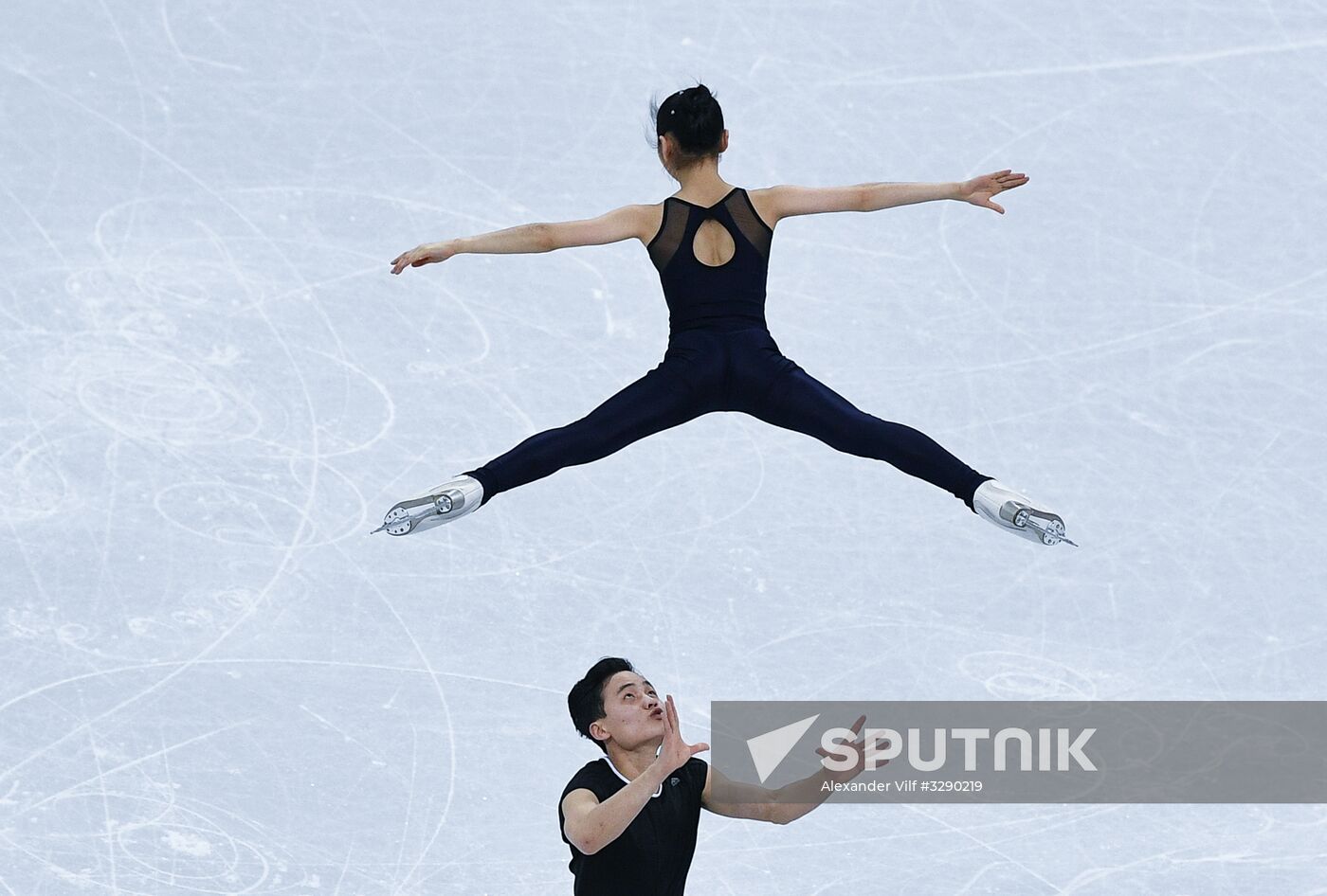 2018 Winter Olympics. Figure skating. Pairs. Training sessions