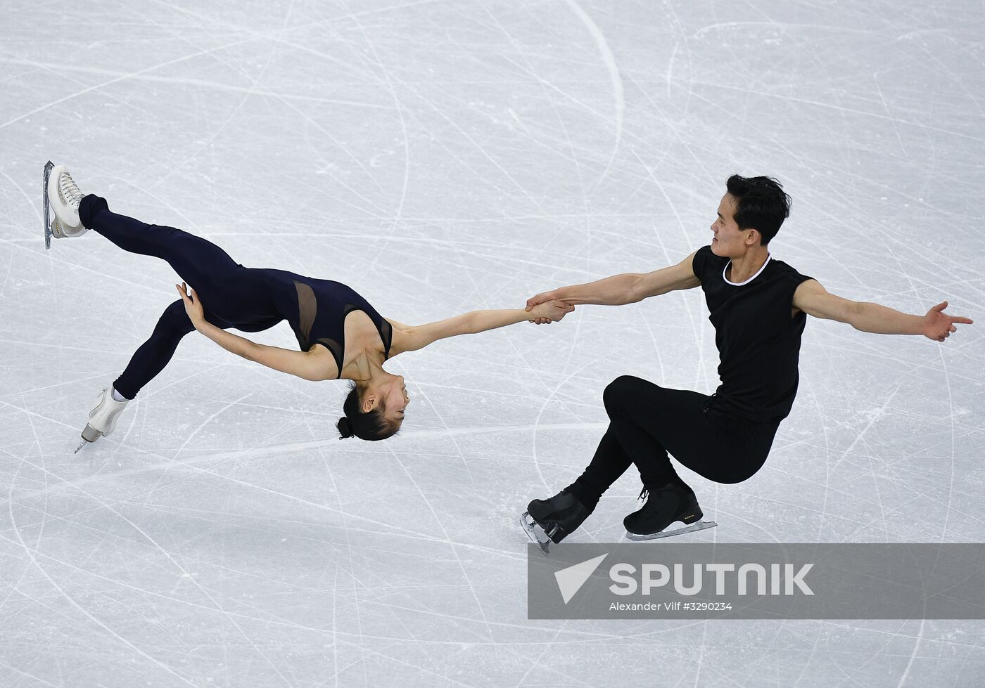 2018 Winter Olympics. Figure skating. Pairs. Training sessions