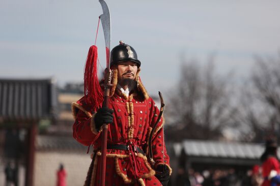 Cities of the world. Seoul