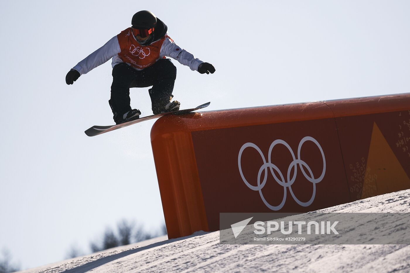 2018 Winter Olympics. Snowboarding. Slopestyle. Training sessions
