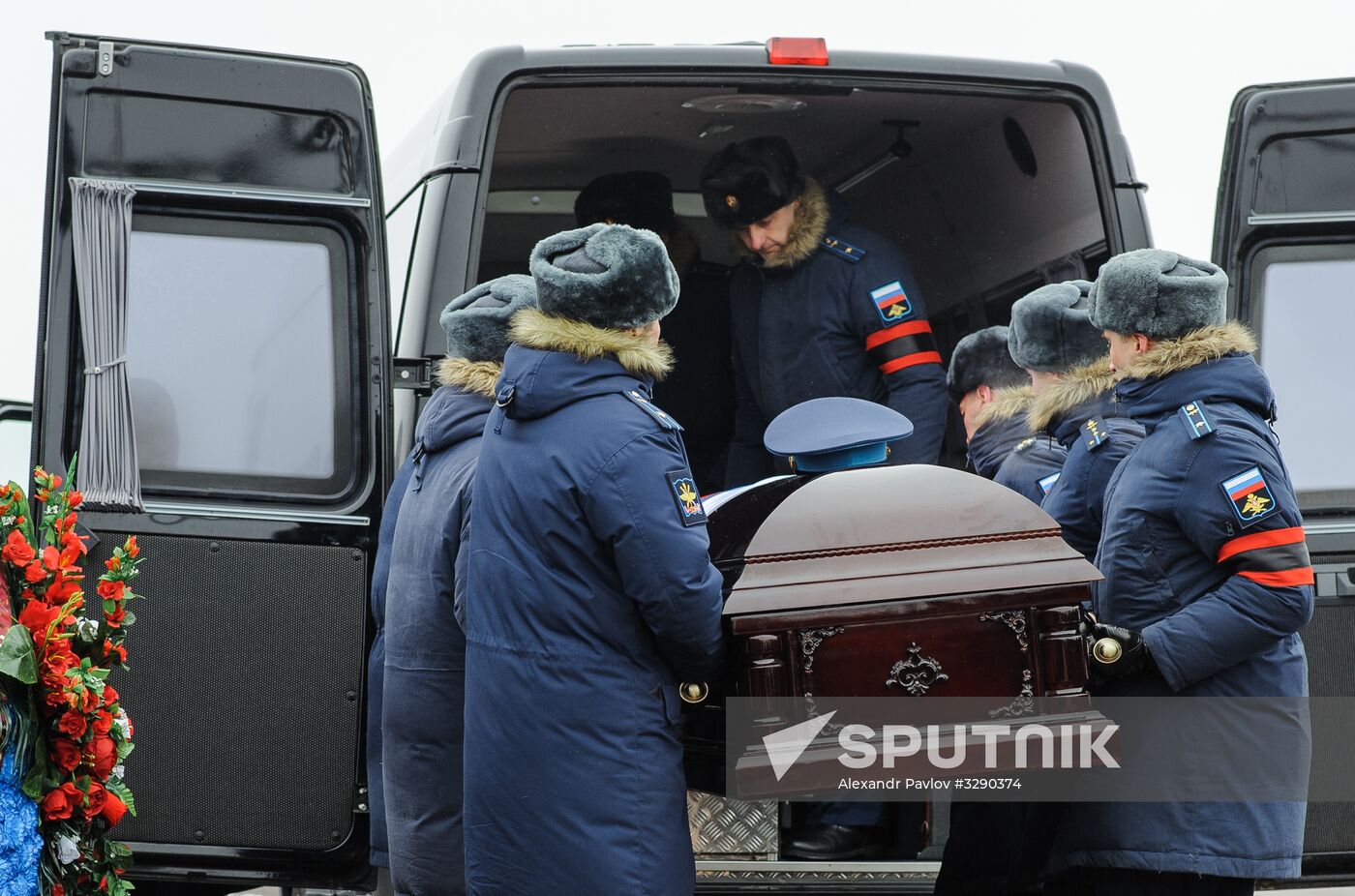 Paying last respects to Major Roman Filipov in Voronezh