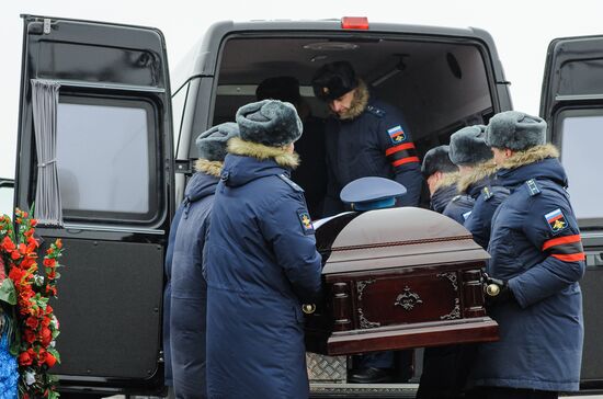 Paying last respects to Major Roman Filipov in Voronezh