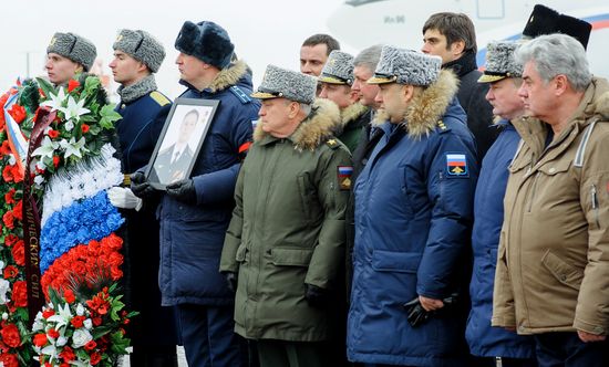 Paying last respects to pilot Roman Filipov in Voronezh