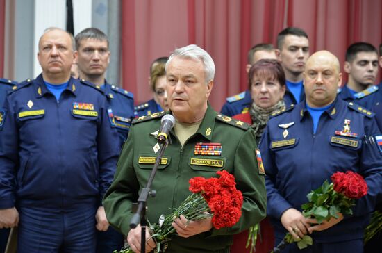 Paying last respects to Major Roman Filipov in Voronezh