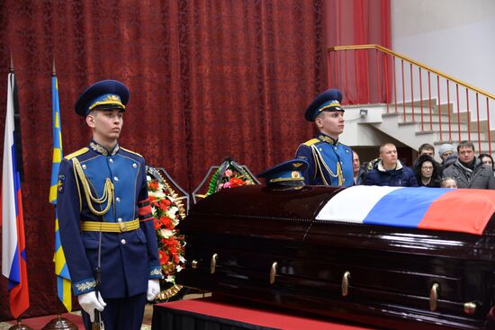 Paying last respects to Major Roman Filipov in Voronezh