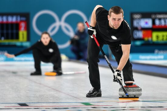 2018 Winter Olympics. Russia vs Norway. Mixed. Curling