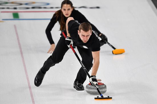 2018 Winter Olympics. Russia vs Norway. Mixed. Curling