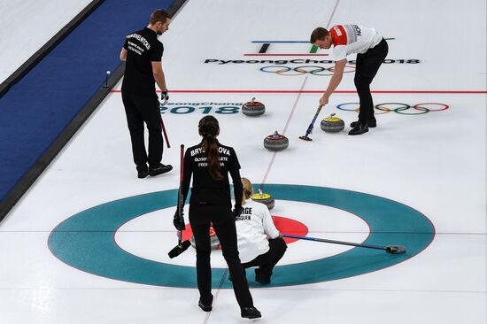 2018 Winter Olympics. Russia vs Norway. Mixed. Curling