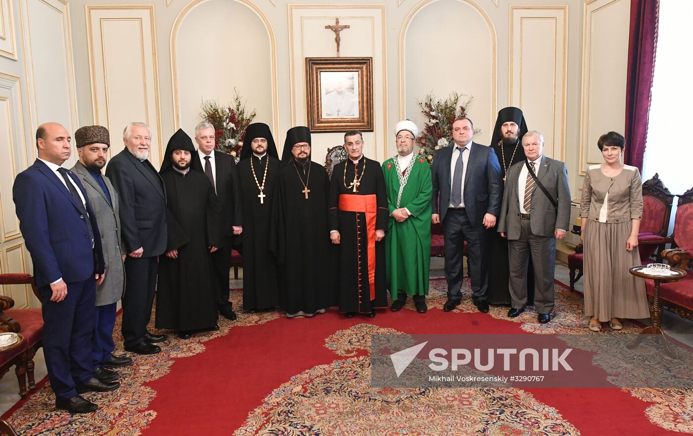 Russian interconfessional delegation visits Lebanon