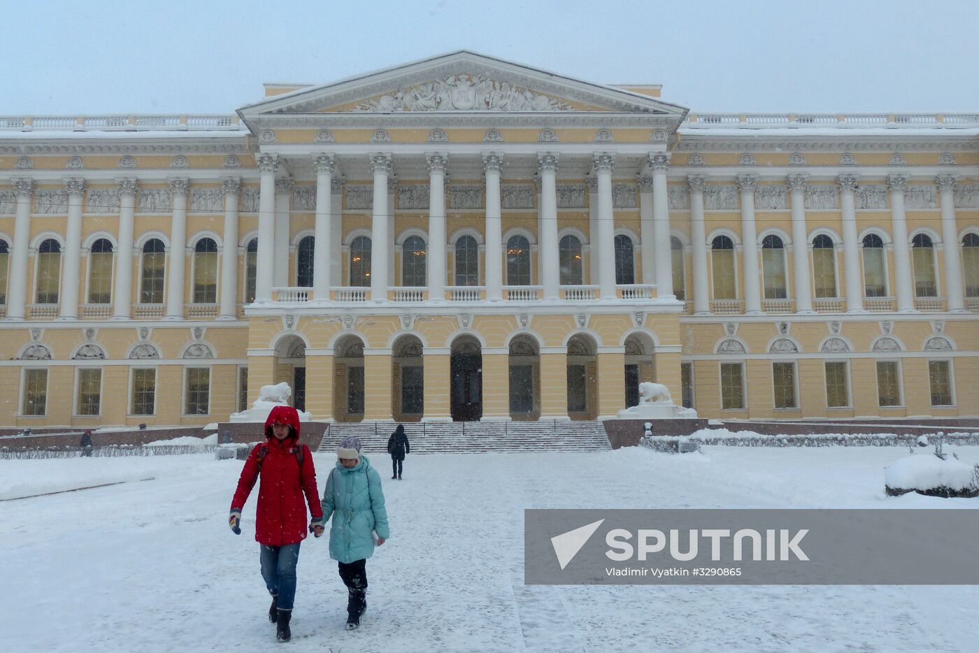Russia's cities. St. Petersburg