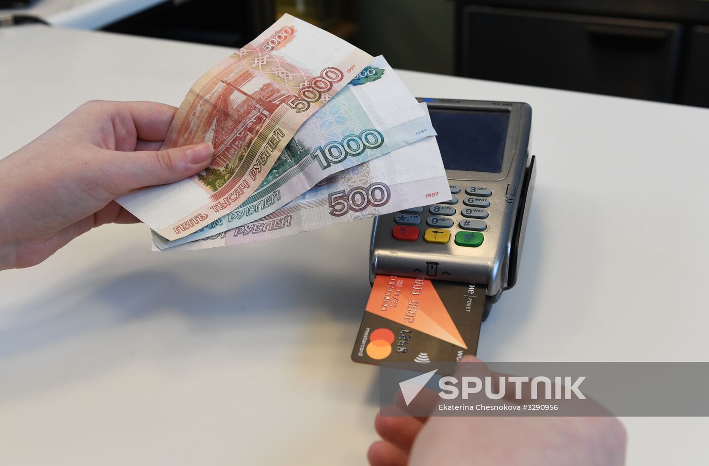 Cashless payments